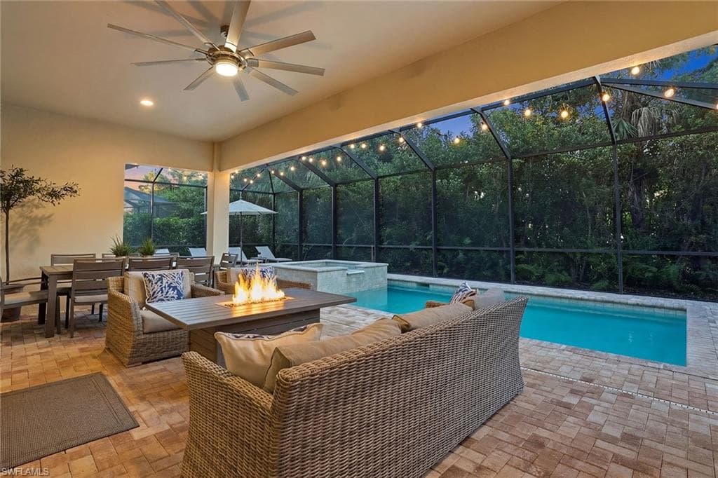 2867 Coco Lakes DR-34