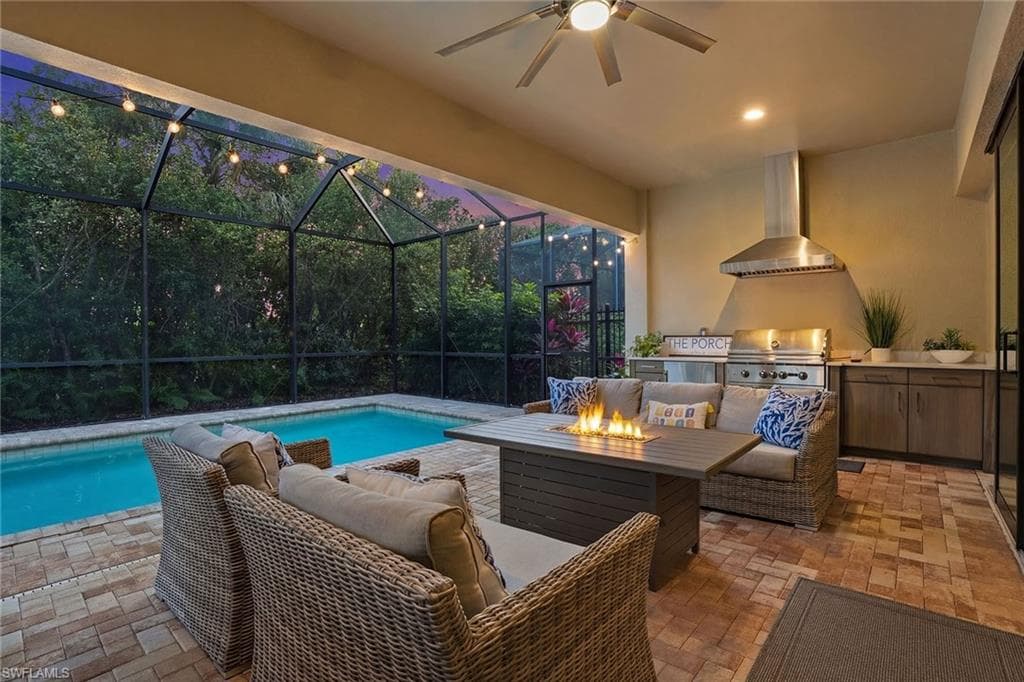 2867 Coco Lakes DR-35
