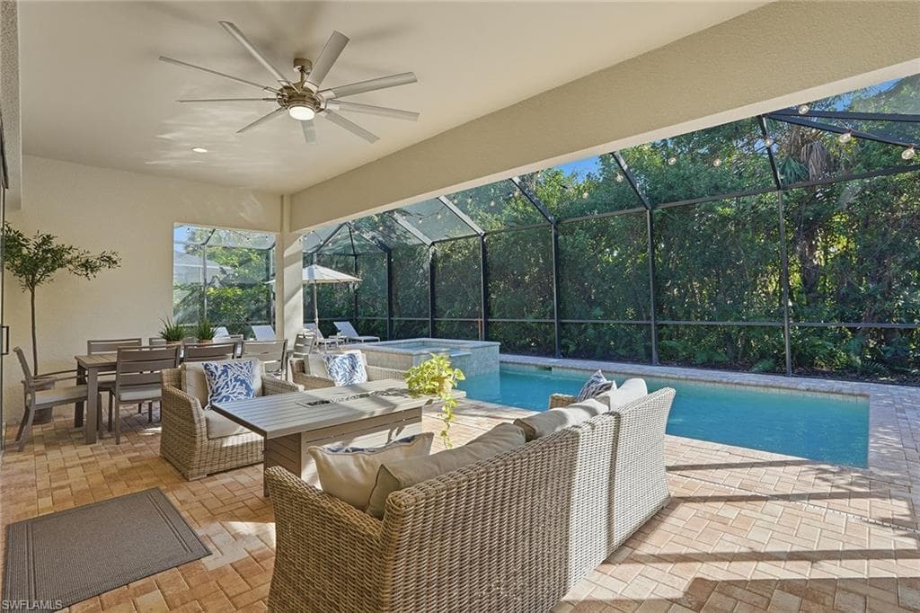 2867 Coco Lakes DR-29