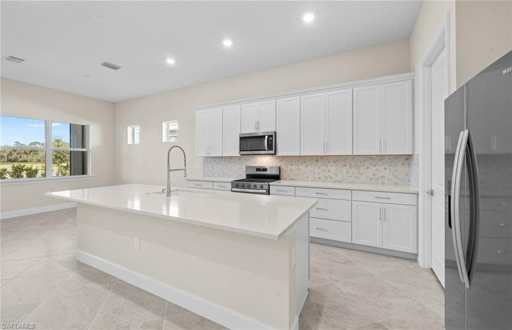 7136 Chapel Creek LN-17