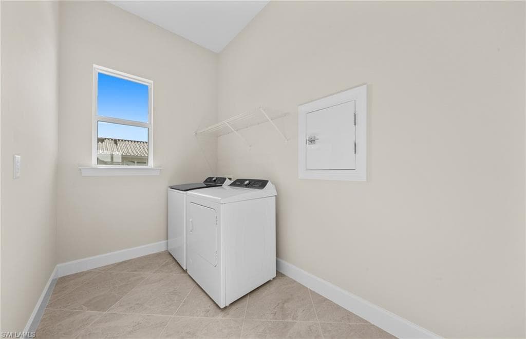 7136 Chapel Creek LN-16