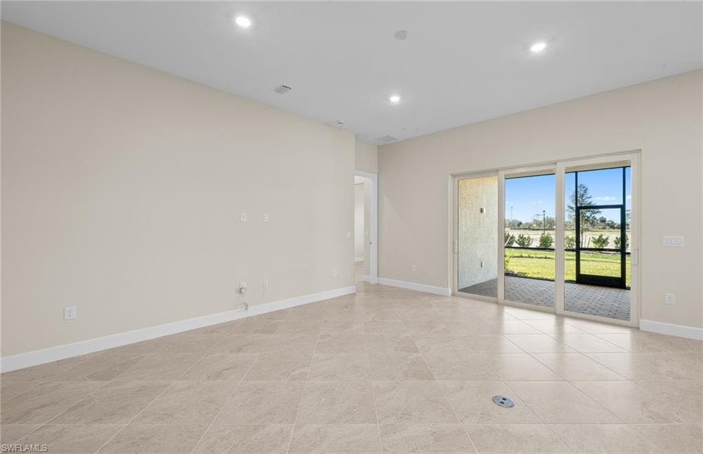 7136 Chapel Creek LN-5