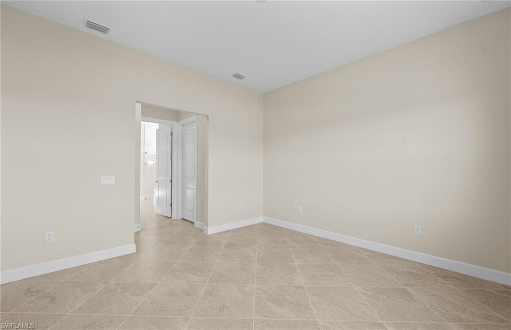 7136 Chapel Creek LN-30
