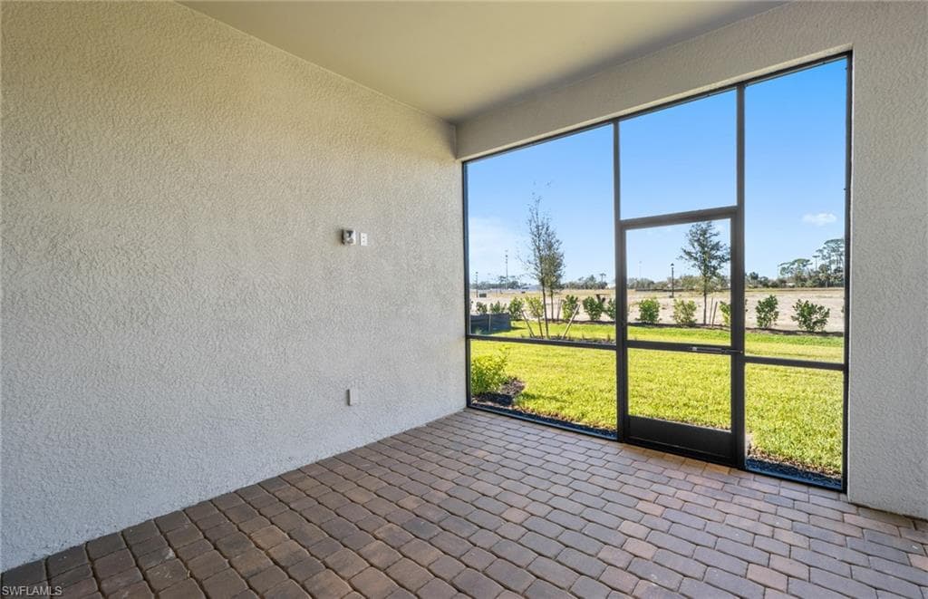 7136 Chapel Creek LN-35