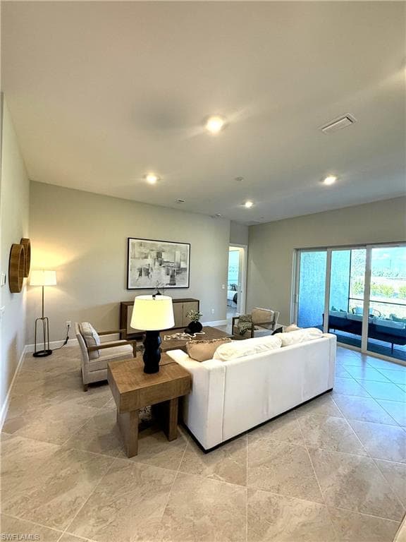 7136 Chapel Creek LN-4