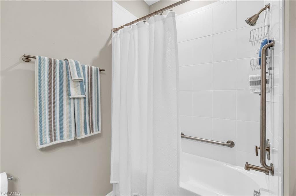 11811 Venetian Lagoon DR 202-26
