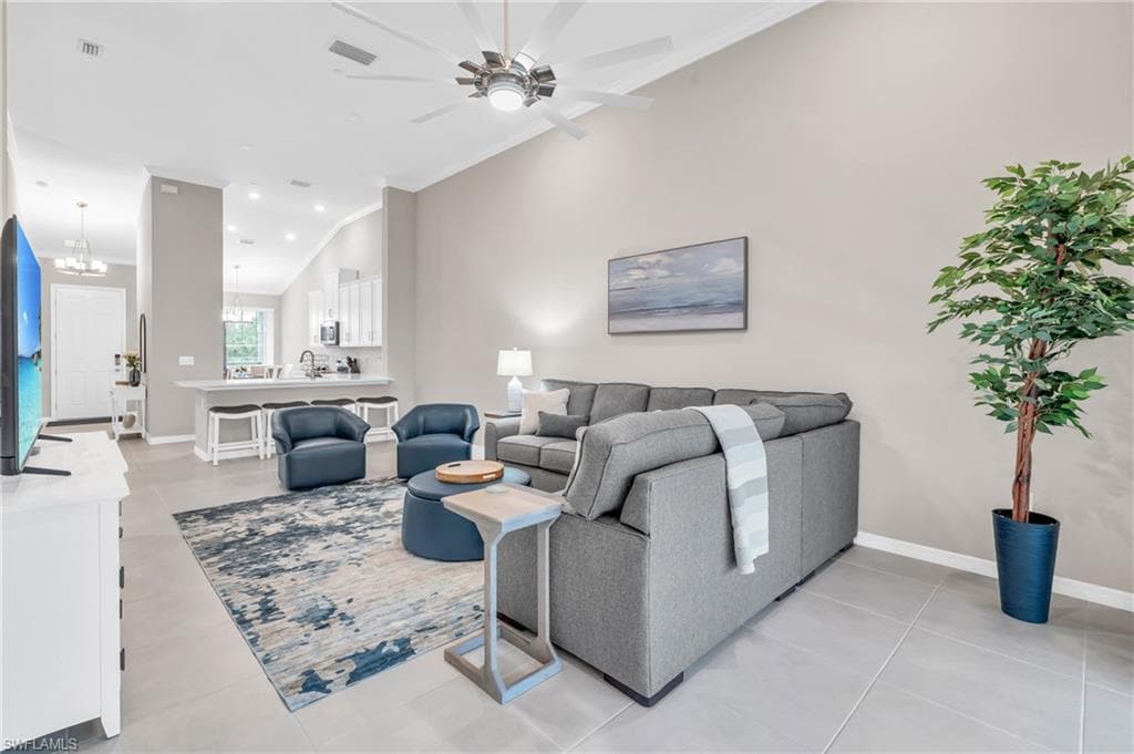 11811 Venetian Lagoon DR 202-7