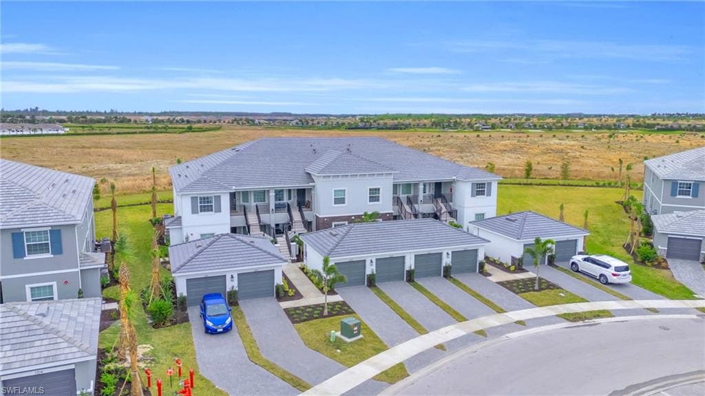 11811 Venetian Lagoon DR 202-32