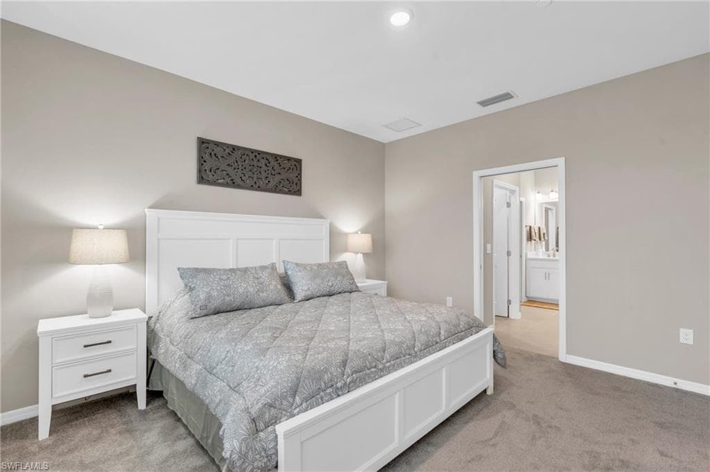 11811 Venetian Lagoon DR 202-19