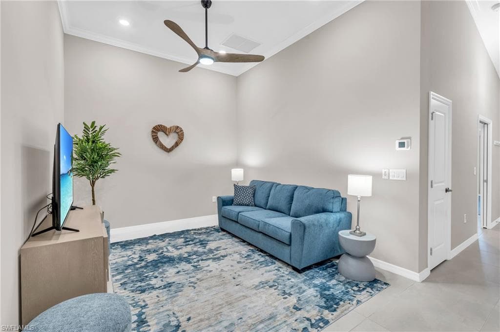 11811 Venetian Lagoon DR 202-4