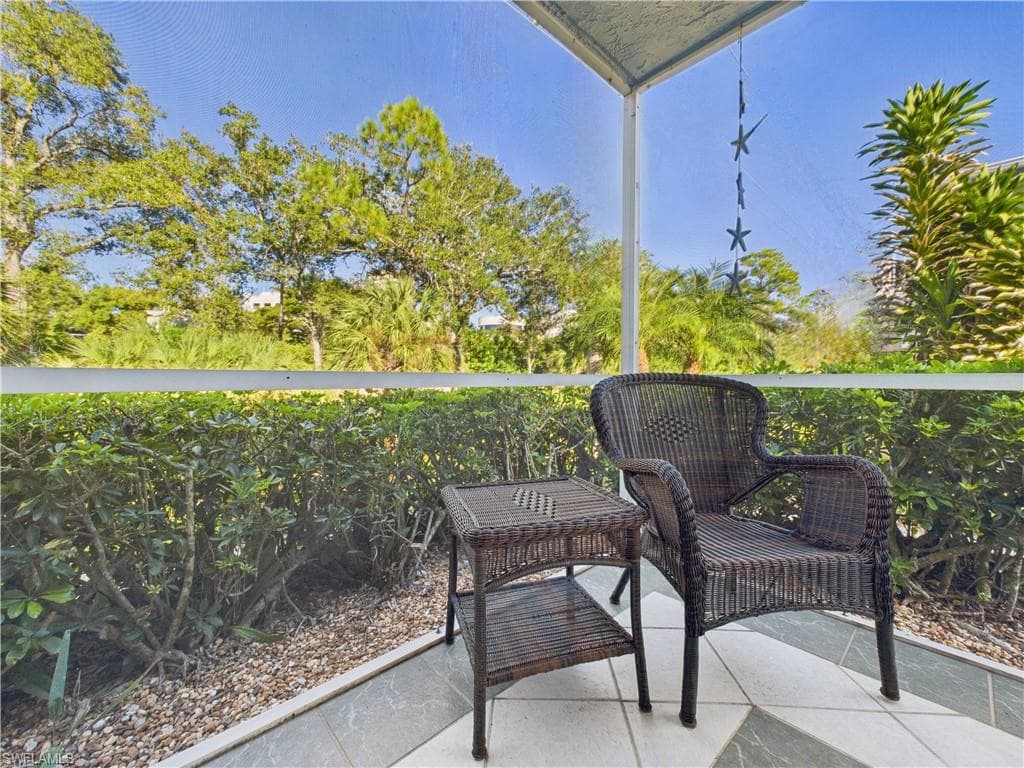 232 Palm DR 47-5-21