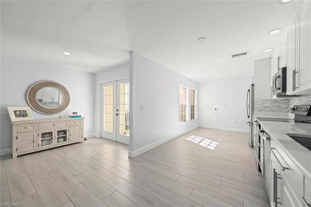 15667 Carriedale LN-13