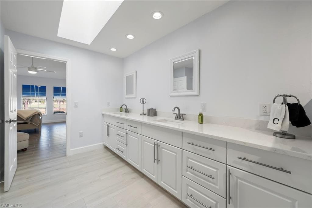 15667 Carriedale LN-25