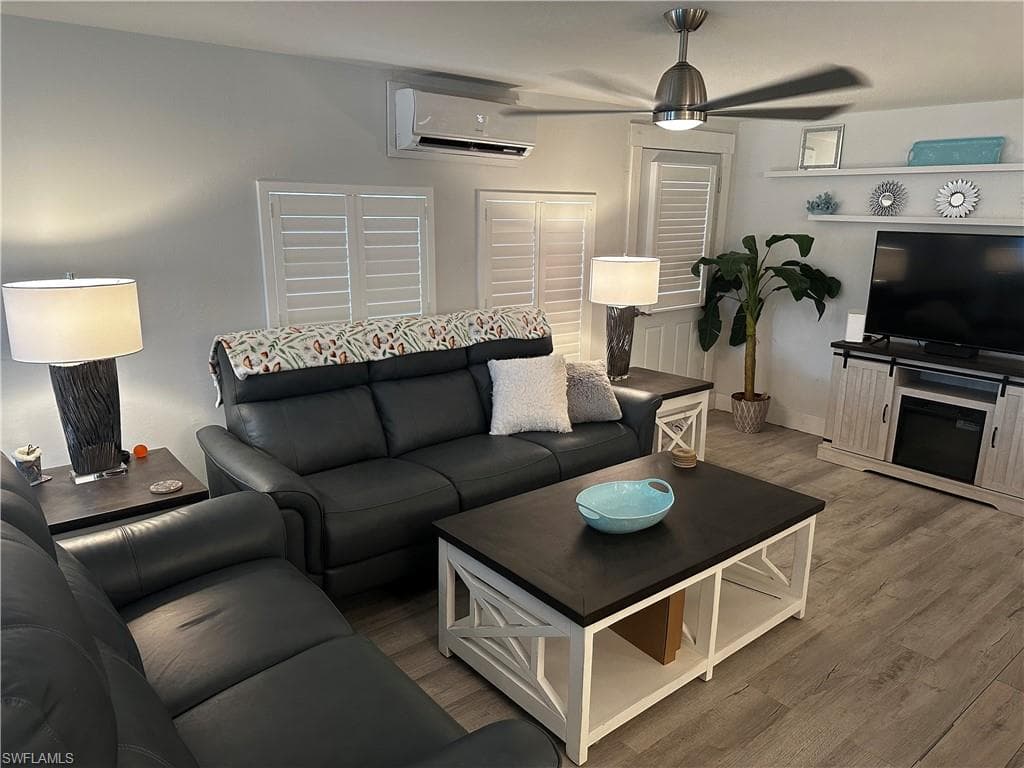 170 Pine Key LN 13-20