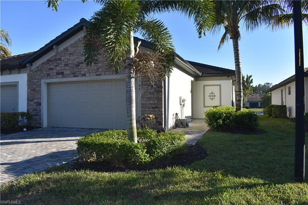 9163 Woodhurst DR-1