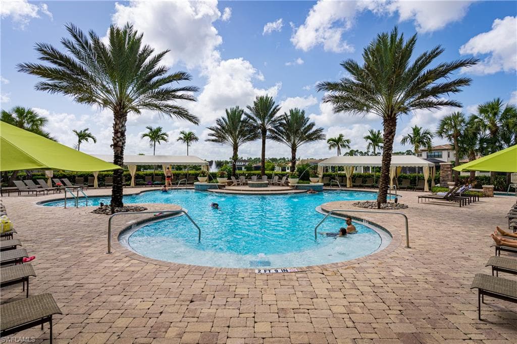 9163 Woodhurst DR-38