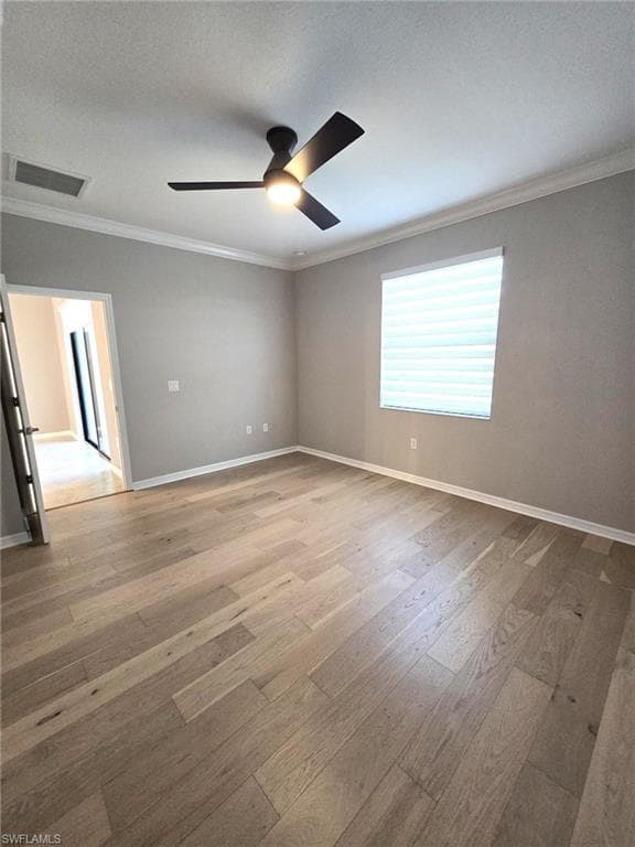 9163 Woodhurst DR-11