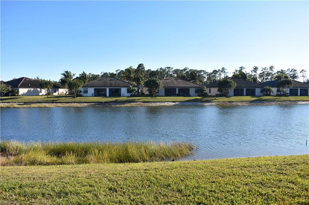 9163 Woodhurst DR-31