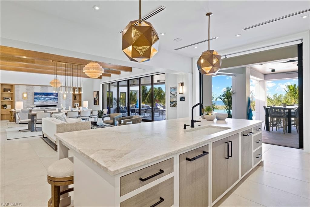 16950 Captiva DR-13