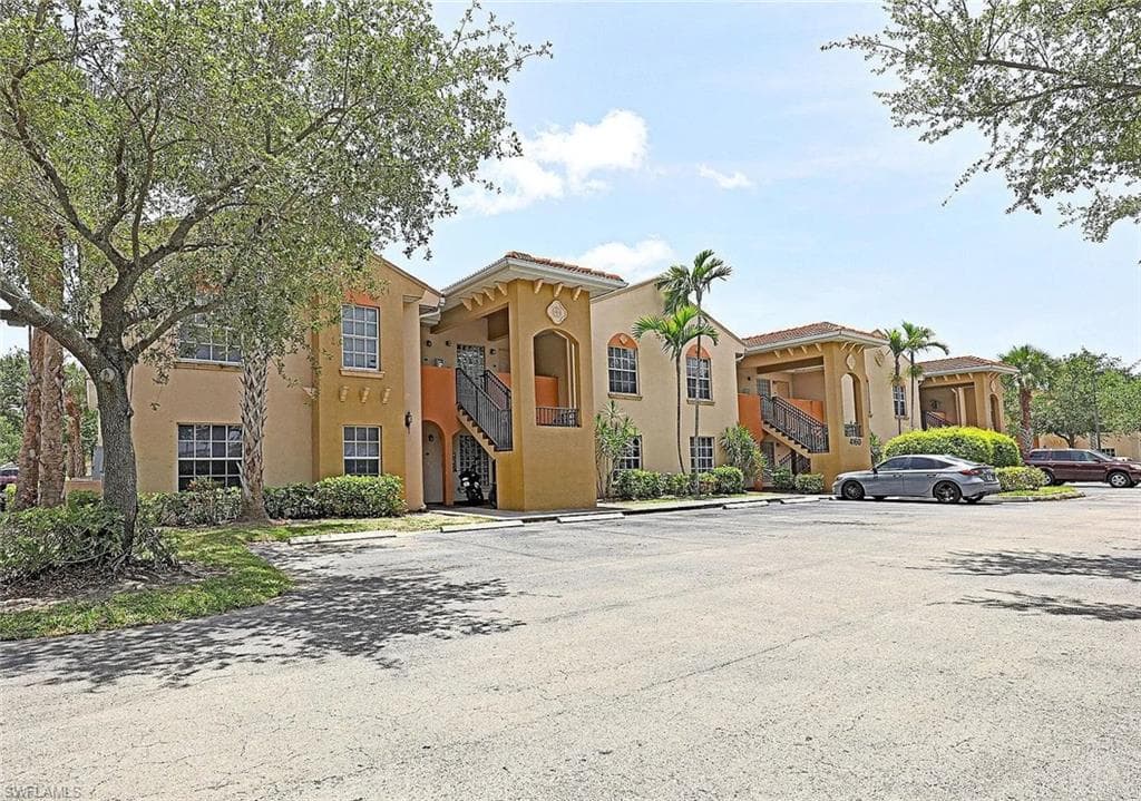 4160 Castilla CIR 103-17