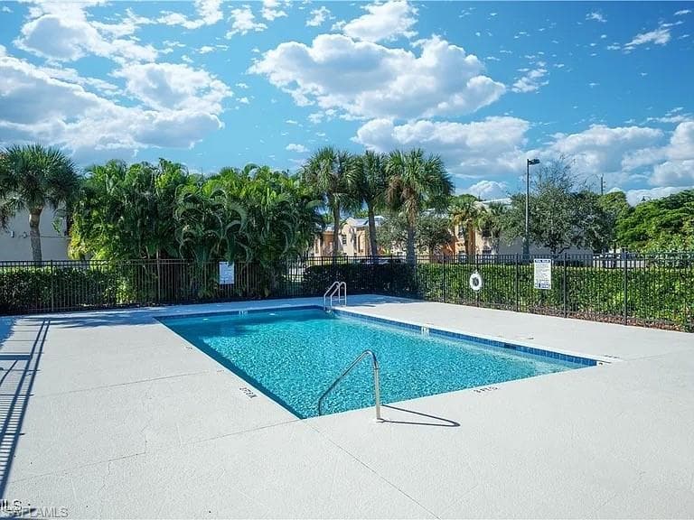 4160 Castilla CIR 103-20