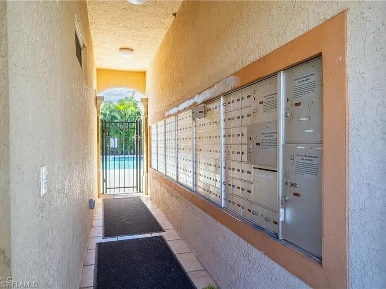 4160 Castilla CIR 103-21