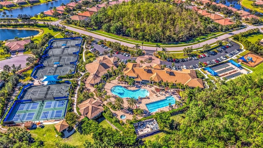 11268 Carlingford RD-46