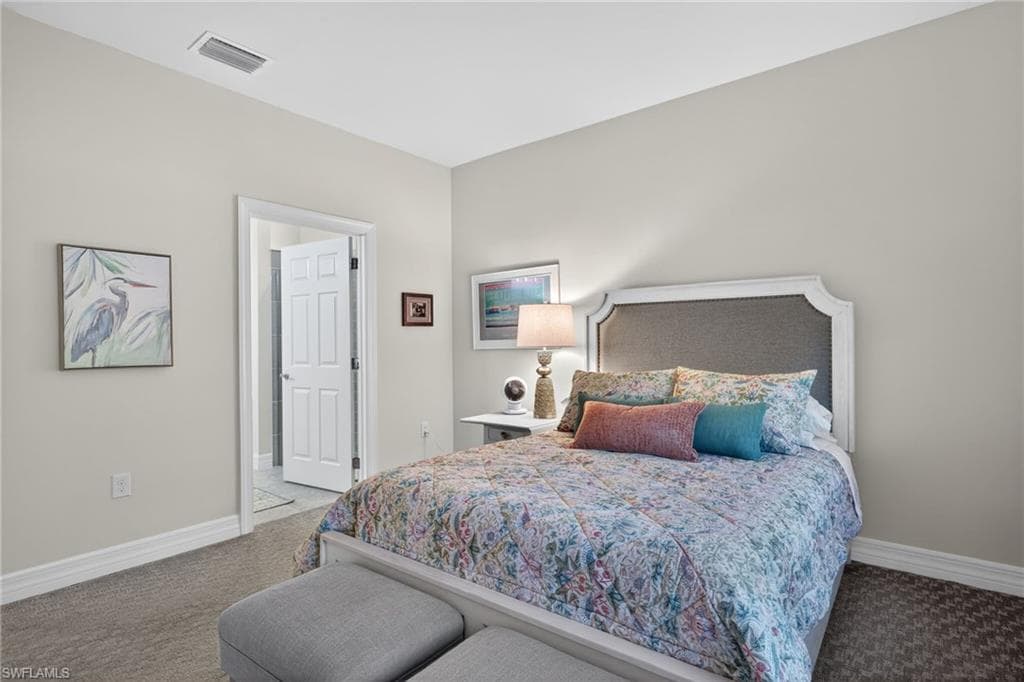 11268 Carlingford RD-17
