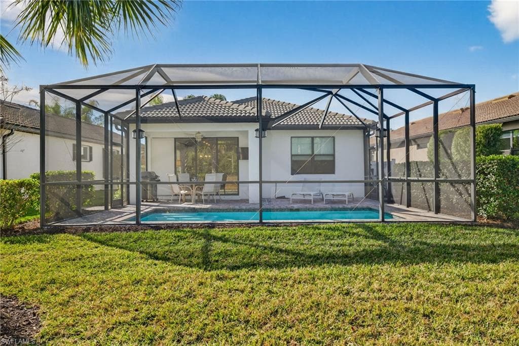 11268 Carlingford RD-26