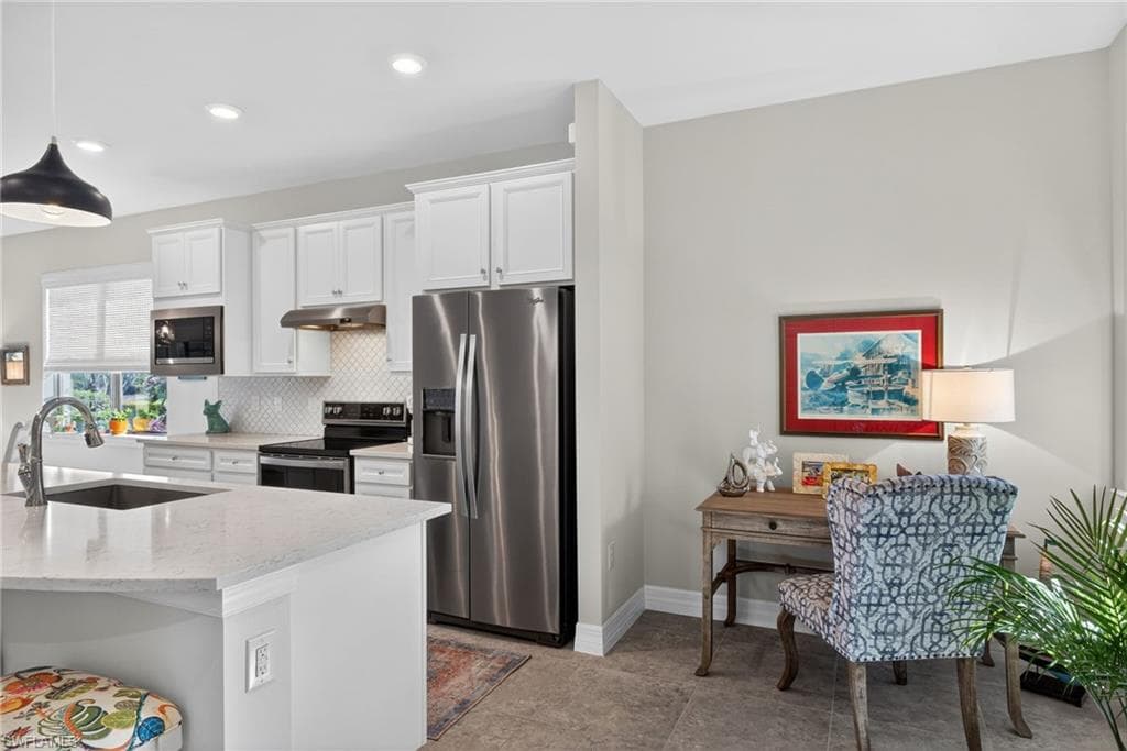 11268 Carlingford RD-7