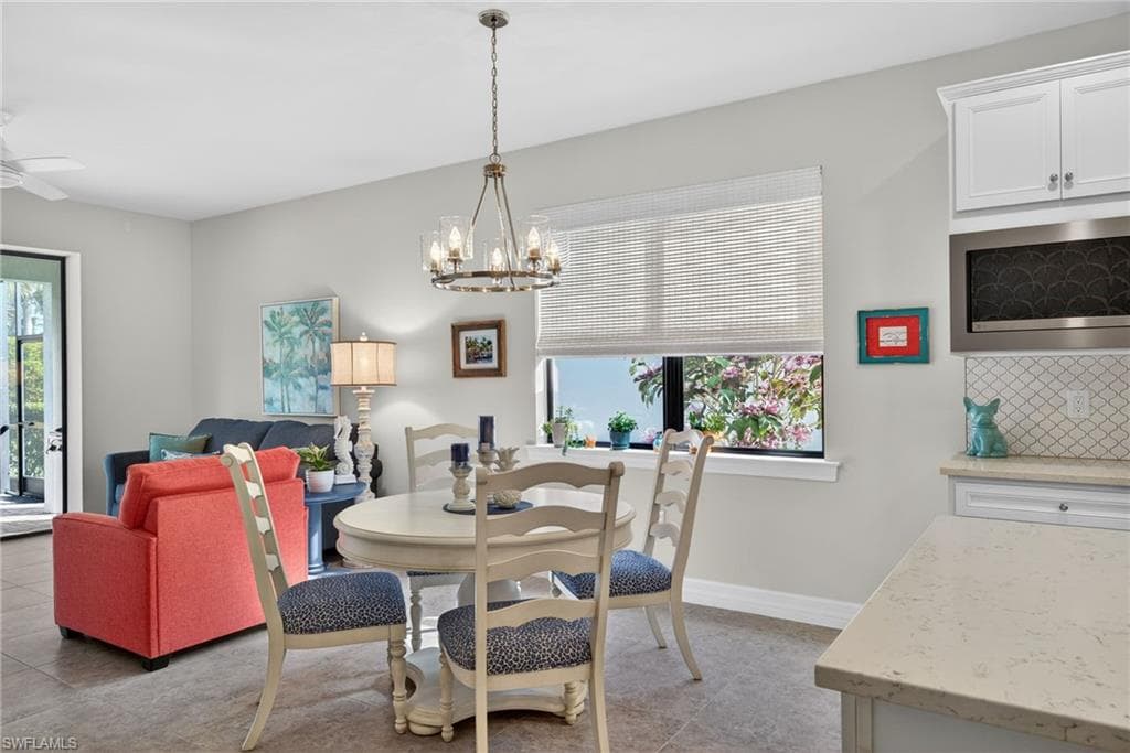 11268 Carlingford RD-10