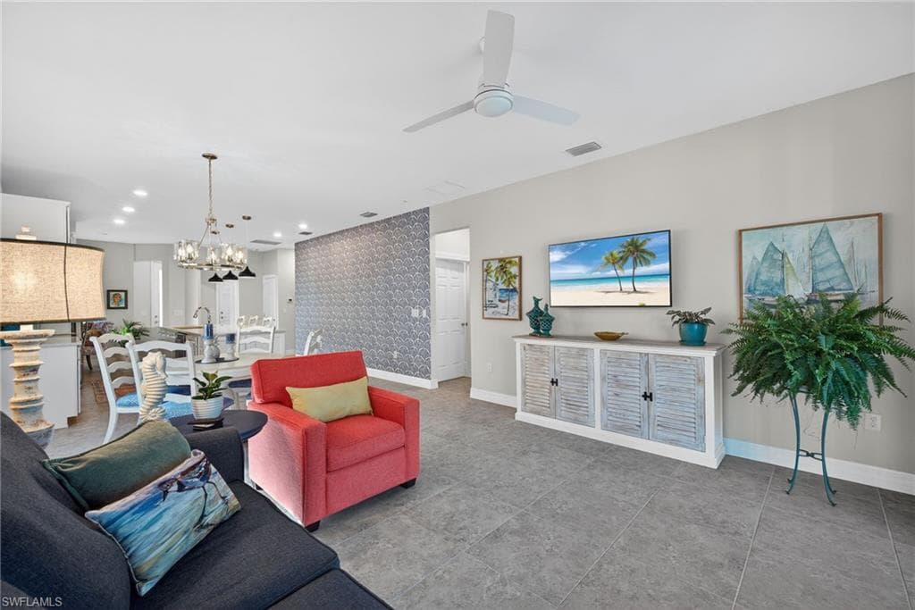 11268 Carlingford RD-14
