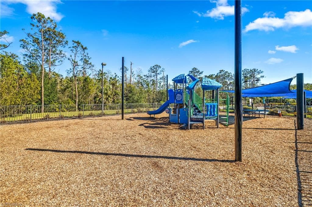 11268 Carlingford RD-44