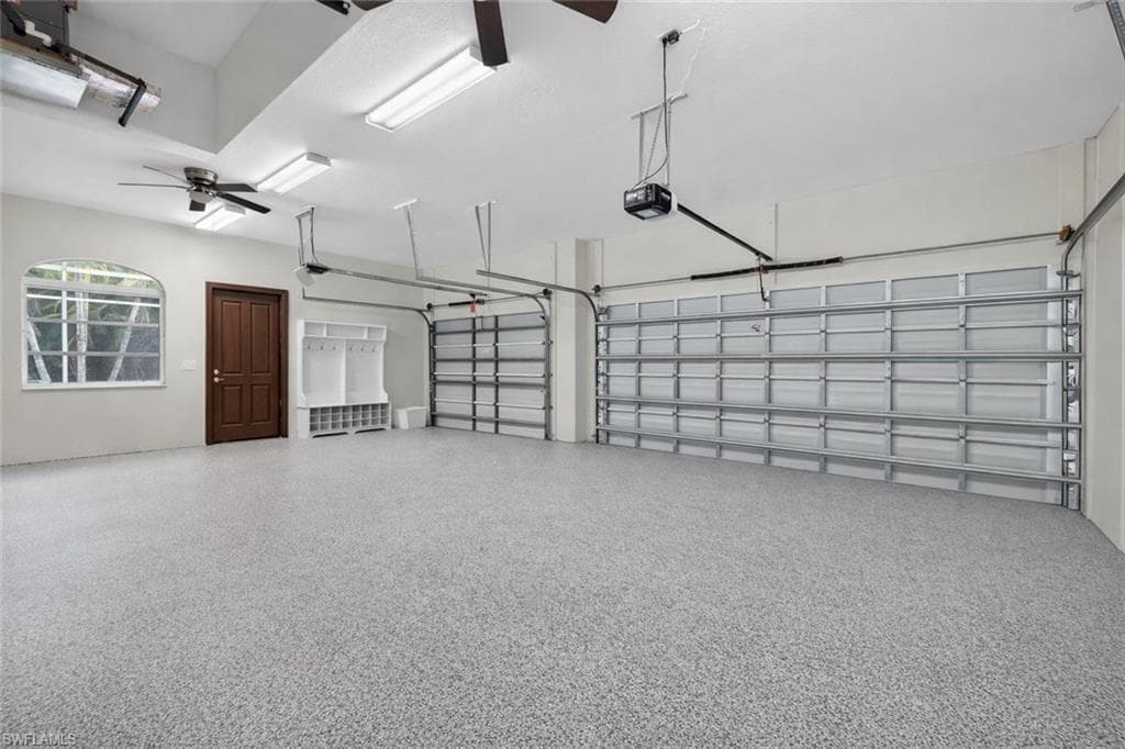 6461 Livingston Woods LN-30