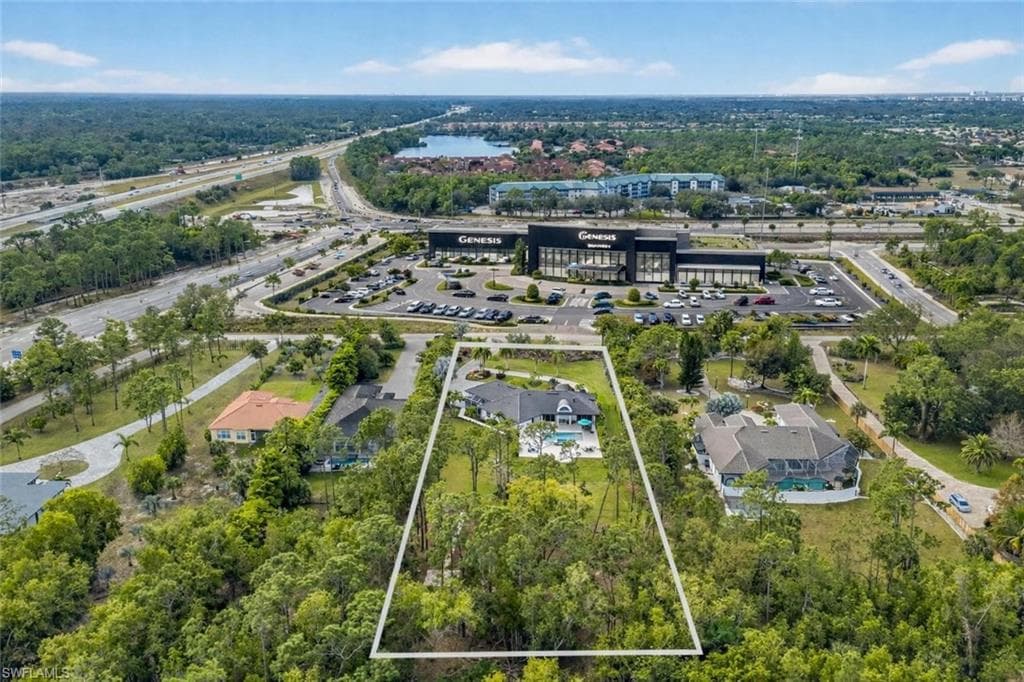 6461 Livingston Woods LN-40