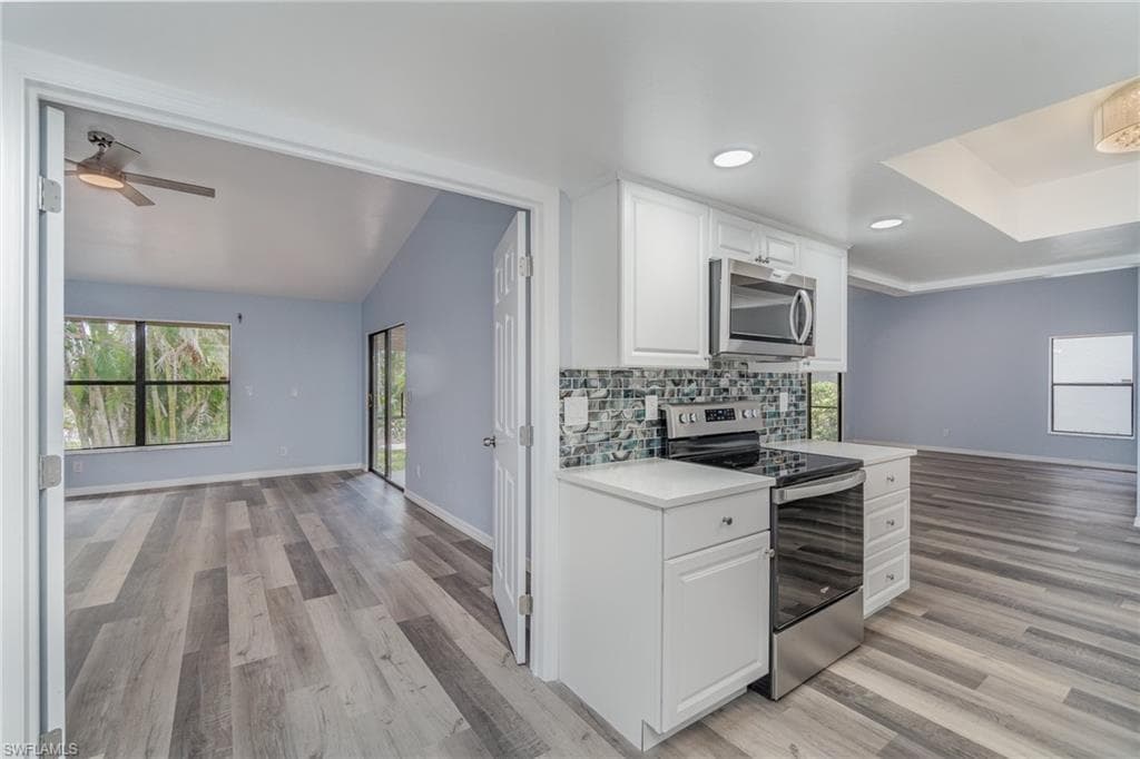 12601 Kelly Palm DR-17