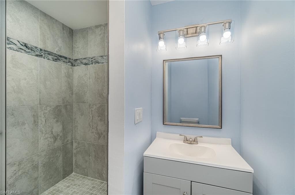 12601 Kelly Palm DR-26