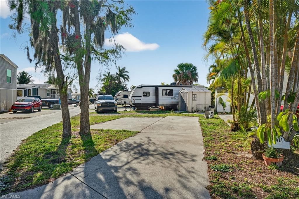 5109 White Sky CIR-1