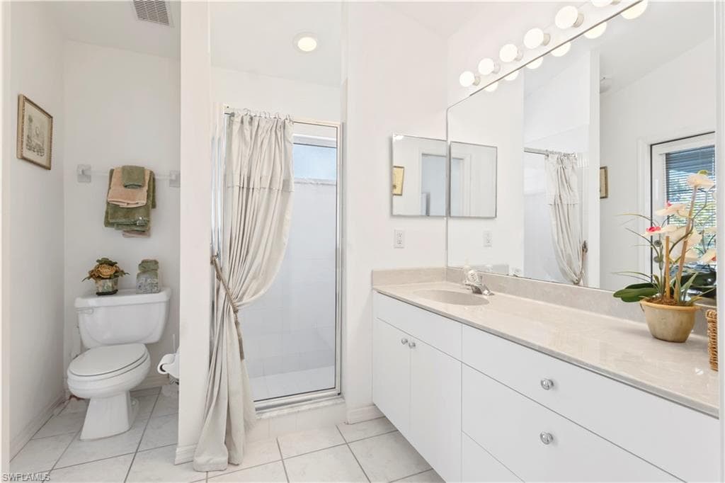 3650 Sunland LN-14