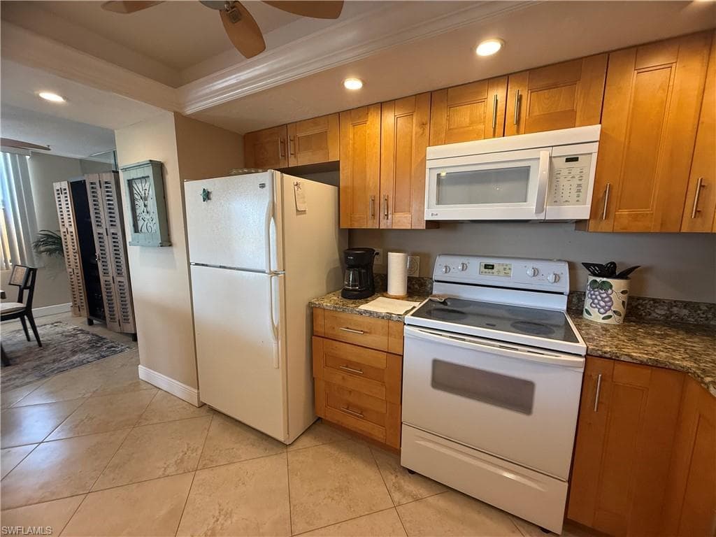 3490 N Key DR 410-17