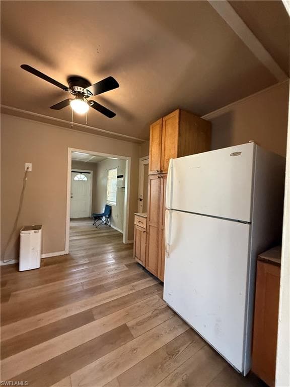 244 Labelle AVE-13