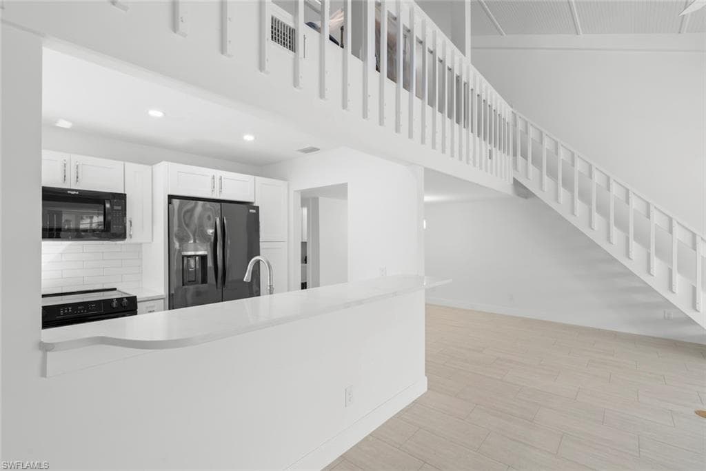 736 Donax ST-13
