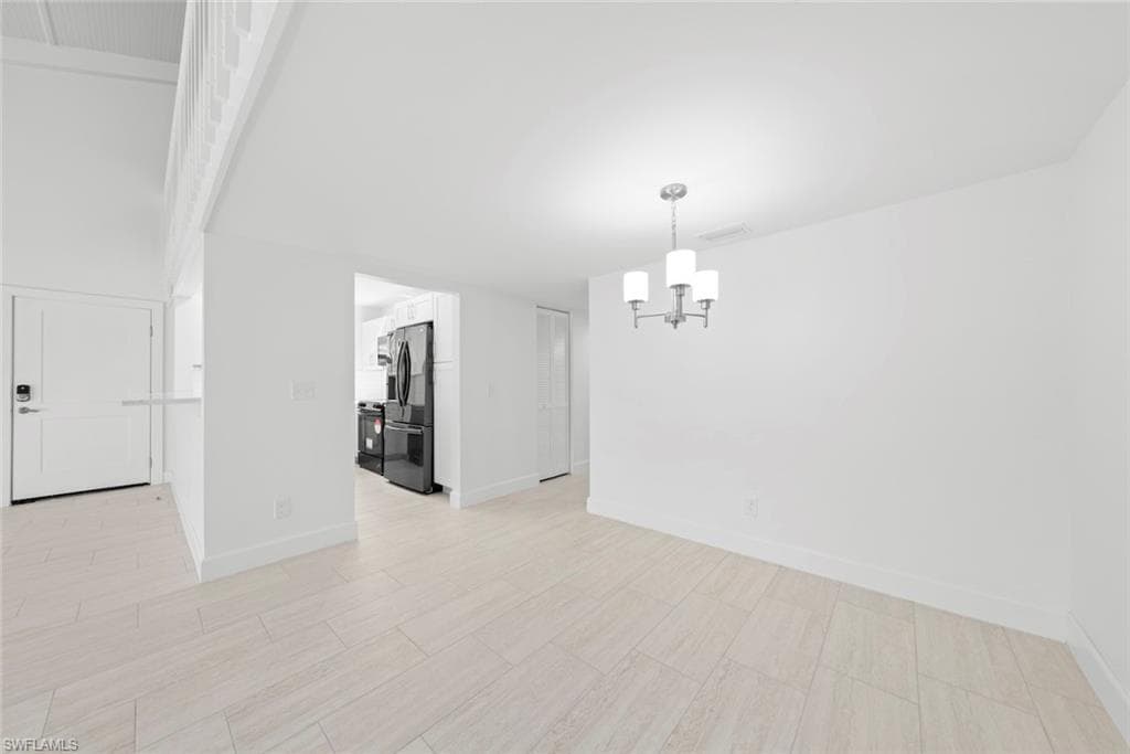 736 Donax ST-12