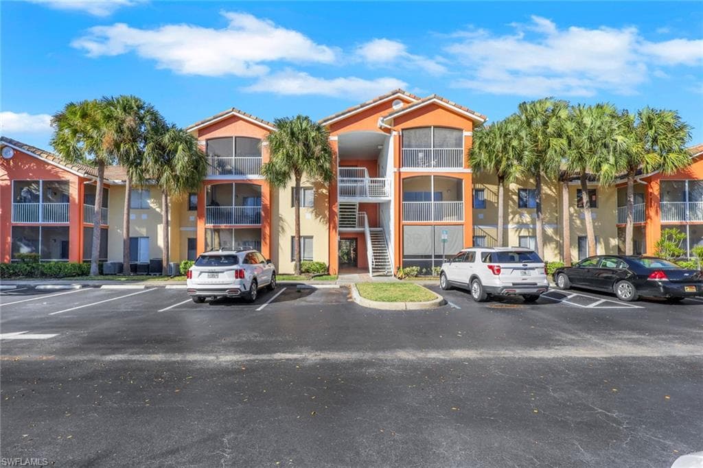6321 Aragon WAY 206-1