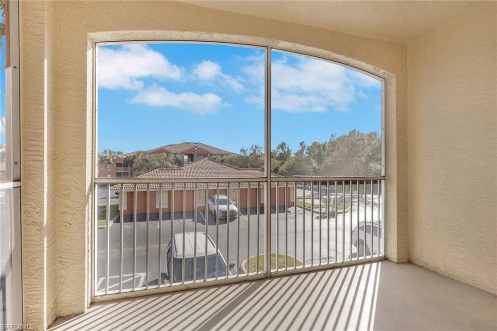 6321 Aragon WAY 206-24