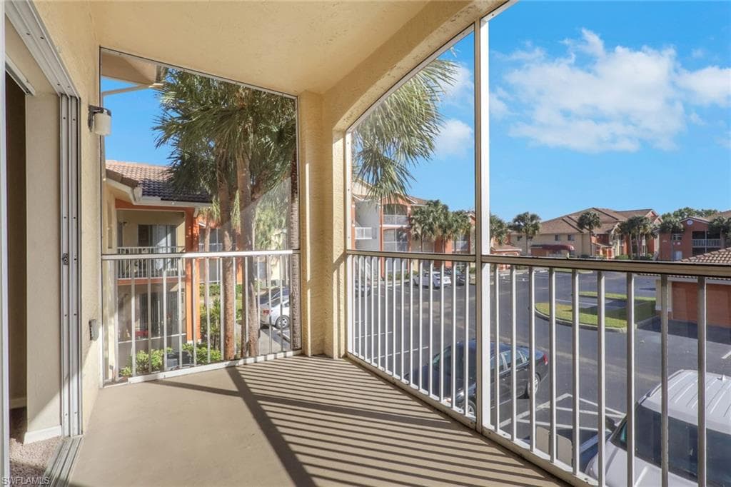 6321 Aragon WAY 206-25
