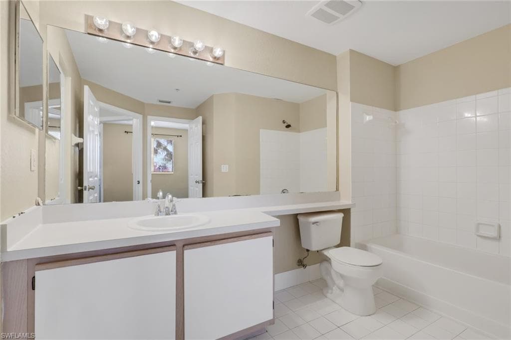 6321 Aragon WAY 206-21