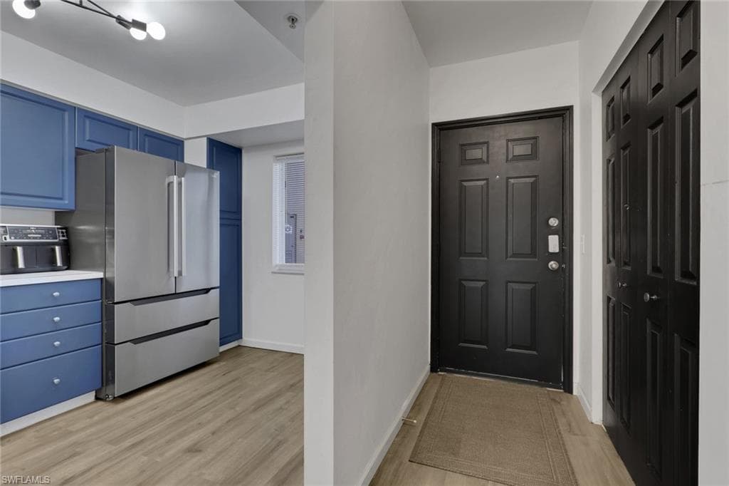 14801 Park Lake DR 104-6