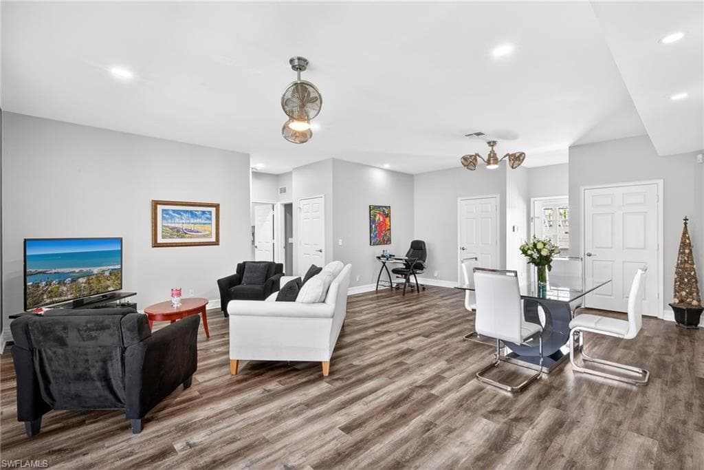 27310 Patrick ST-21