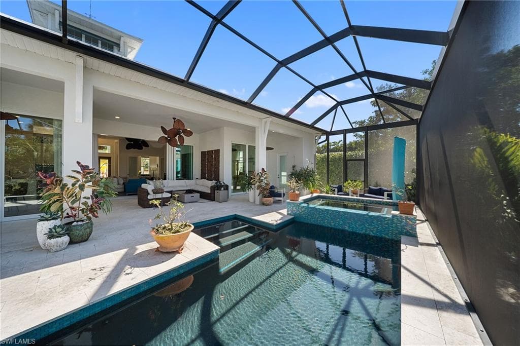 27000 Flamingo DR-27
